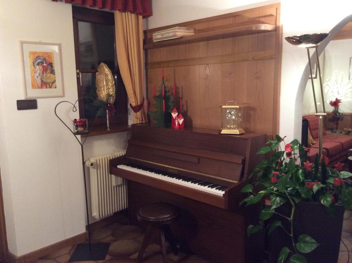 Panorama Garni Ingrid Otel Dobbiaco Dış mekan fotoğraf