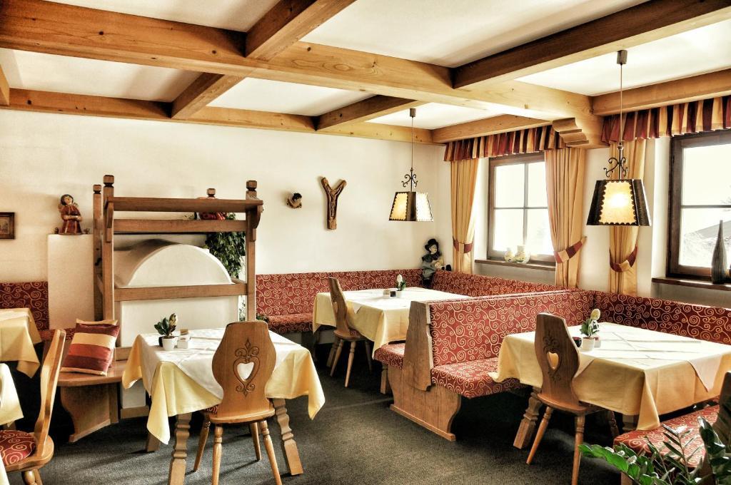 Panorama Garni Ingrid Otel Dobbiaco Dış mekan fotoğraf