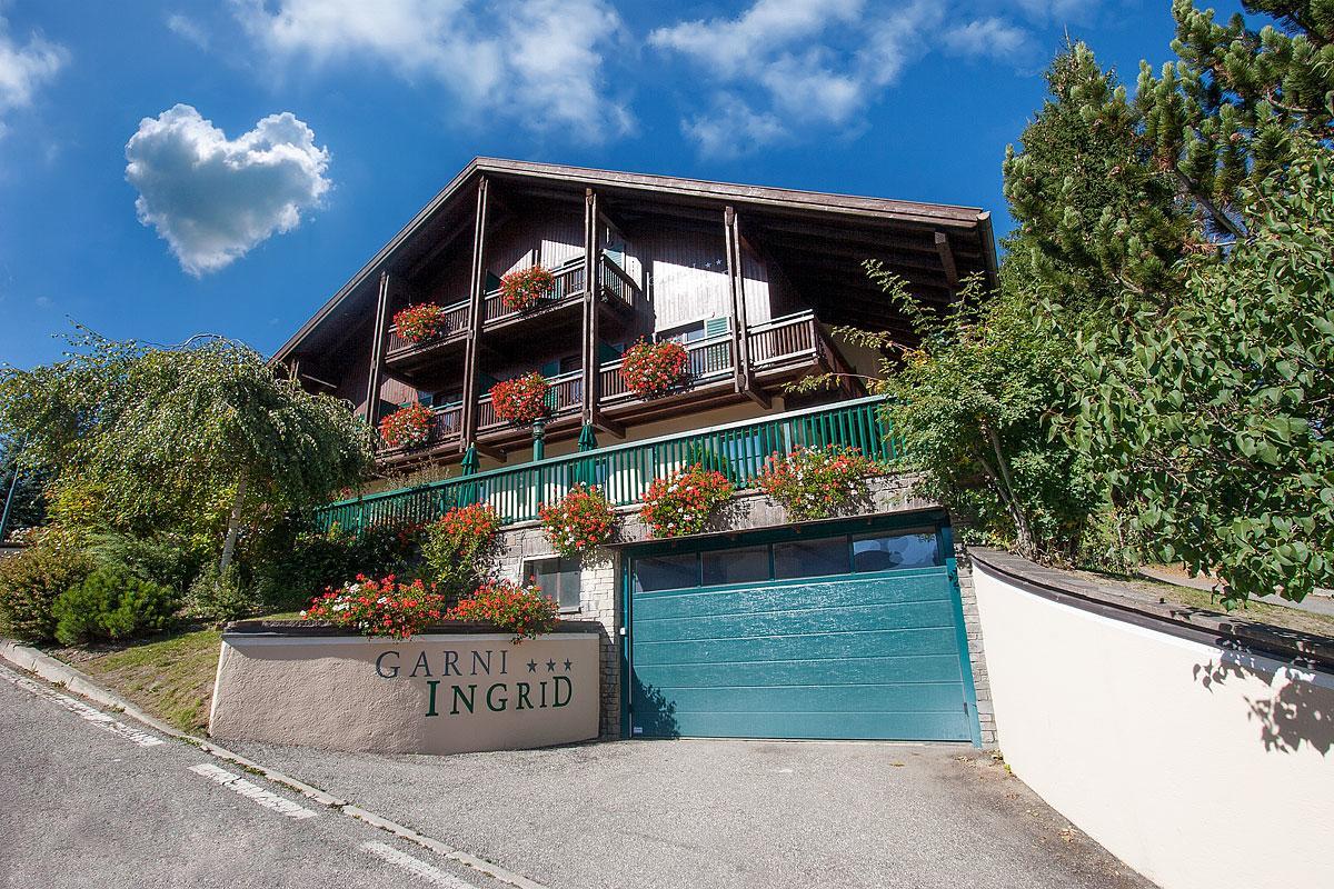 Panorama Garni Ingrid Otel Dobbiaco Dış mekan fotoğraf